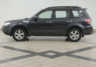 Подержанный автомобиль Subaru Forester Suv 2008 года (7 фото)