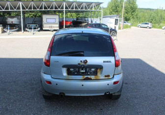 Подержанный автомобиль LADA (ВАЗ) Kalina Hatchback 2012 года (6 фото)