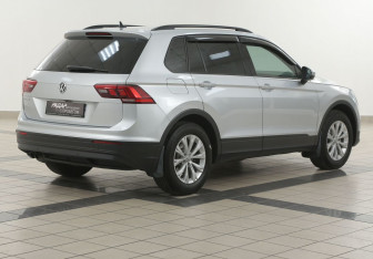 Подержанный автомобиль Volkswagen Tiguan 2019 года (4 фото)