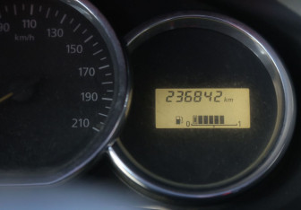 Подержанный автомобиль Renault Logan Sedan 2019 года (16 фото)