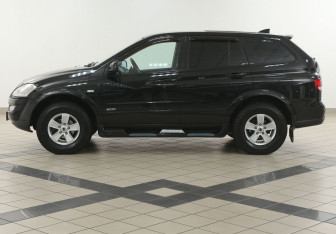Подержанный автомобиль SsangYong Kyron 2013 года (7 фото)