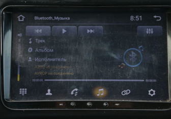 Подержанный автомобиль Volkswagen Polo Sedan 2012 года (15 фото)