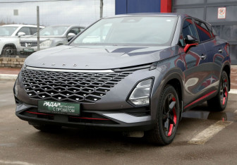 Подержанный автомобиль Omoda C5 2023 года (3 фото)