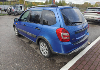 Подержанный автомобиль LADA (ВАЗ) Kalina Wagon 2017 года (5 фото)