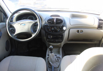 Подержанный автомобиль LADA (ВАЗ) Kalina Wagon 2012 года (9 фото)