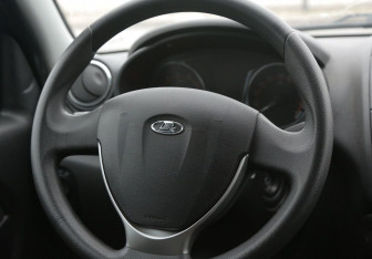 Подержанный автомобиль LADA (ВАЗ) Granta Sedan 2020 года (16 фото)