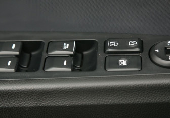 Подержанный автомобиль Kia Sportage 2013 года (17 фото)