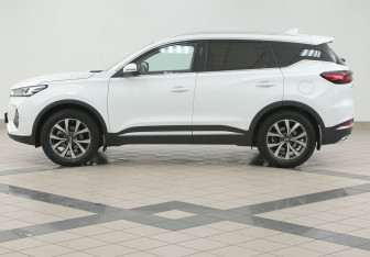 Подержанный автомобиль Chery Tiggo 7 Pro 2021 года (7 фото)