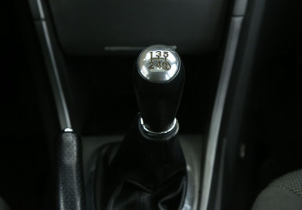 Подержанный автомобиль Chery Tiggo (T11) 2015 года (15 фото)