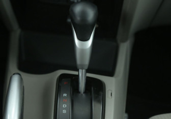 Подержанный автомобиль Honda Civic Sedan 2012 года (15 фото)