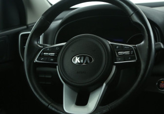 Подержанный автомобиль Kia Sportage 2021 года (29 фото)