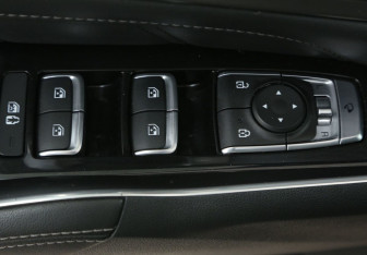 Подержанный автомобиль Kia Sorento 2022 года (29 фото)