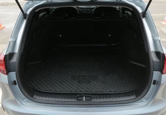 Подержанный автомобиль Kia Ceed Wagon 2019 года (10 фото)