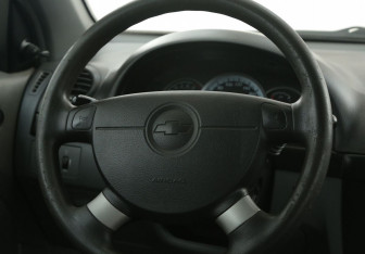 Подержанный автомобиль Chevrolet Lacetti Hatchback 2008 года (16 фото)