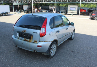 Подержанный автомобиль LADA (ВАЗ) Kalina Hatchback 2012 года (7 фото)