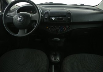 Подержанный автомобиль Nissan Micra Hatchback 2008 года (12 фото)
