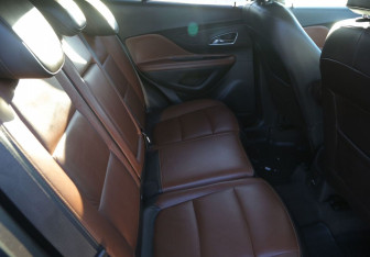 Подержанный автомобиль Opel Mokka 2013 года (11 фото)