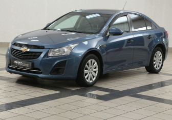 Подержанный автомобиль Chevrolet Cruze Sedan 2013 года (8 фото)