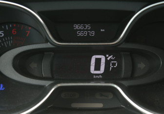 Подержанный автомобиль Renault Kaptur 2019 года (19 фото)