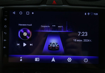 Подержанный автомобиль Ford Focus Sedan 2006 года (15 фото)