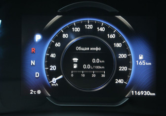 Подержанный автомобиль Hyundai Creta 2022 года (19 фото)