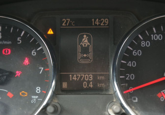Подержанный автомобиль Nissan Qashqai+2 2012 года (18 фото)