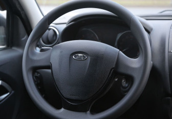 Подержанный автомобиль LADA (ВАЗ) Granta Liftback 2019 года (16 фото)