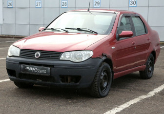 Подержанный автомобиль Fiat Albea 2008 года (3 фото)