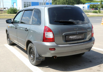 Подержанный автомобиль LADA (ВАЗ) Kalina Wagon 2010 года (4 фото)