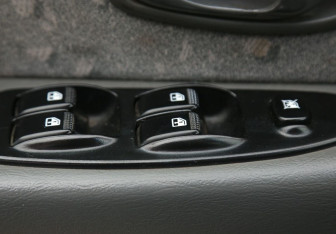 Подержанный автомобиль Kia Spectra Sedan 2009 года (17 фото)