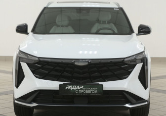 Подержанный автомобиль Geely Atlas 2023 года (6 фото)