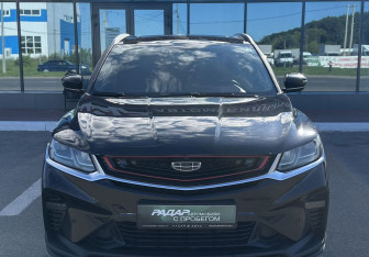 Подержанный автомобиль Geely Coolray 2022 года (2 фото)