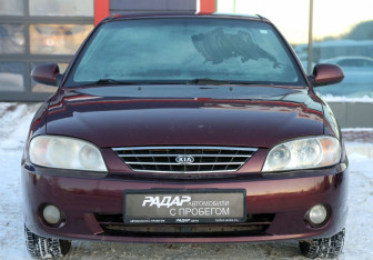 Подержанный автомобиль Kia Spectra Sedan 2008 года (2 фото)