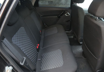 Подержанный автомобиль LADA (ВАЗ) Granta Liftback 2019 года (11 фото)