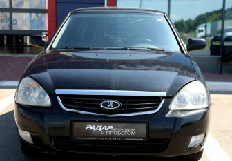 Подержанный автомобиль LADA (ВАЗ) Priora Sedan 2010 года (2 фото)