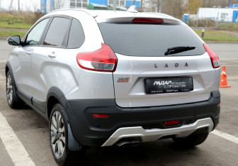 Подержанный автомобиль LADA (ВАЗ) XRAY 2019 года (4 фото)