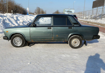 Подержанный автомобиль LADA (ВАЗ) 2107 2010 года (8 фото)