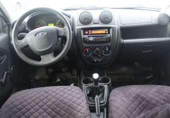 Подержанный автомобиль LADA (ВАЗ) Granta Sedan 2013 года (9 фото)