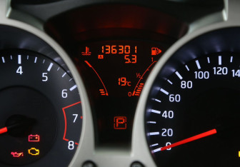 Подержанный автомобиль Nissan Juke 2012 года (19 фото)