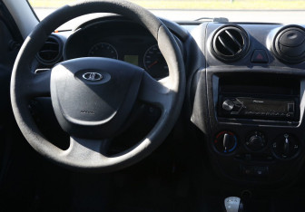 Подержанный автомобиль LADA (ВАЗ) Granta Sedan 2016 года (14 фото)