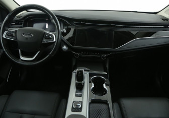 Подержанный автомобиль Omoda S5 2023 года (12 фото)