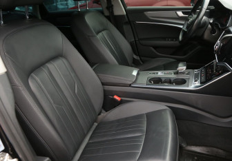 Подержанный автомобиль Audi A6 Sedan 2021 года (10 фото)