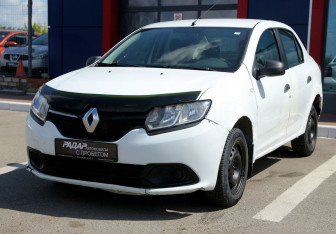Подержанный автомобиль Renault Logan Sedan 2015 года (3 фото)