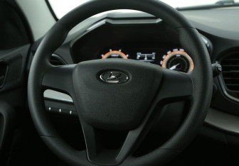 Подержанный автомобиль LADA (ВАЗ) Vesta Sedan 2024 года (16 фото)