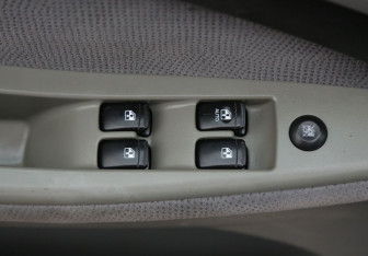 Подержанный автомобиль Chevrolet Lacetti Hatchback 2007 года (17 фото)