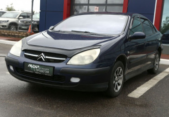 Подержанный автомобиль Citroen C5 Liftback 2002 года (3 фото)