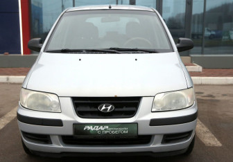 Подержанный автомобиль Hyundai Matrix 2004 года (2 фото)