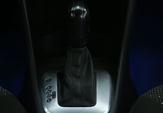 Подержанный автомобиль Volkswagen Polo Sedan 2013 года (13 фото)