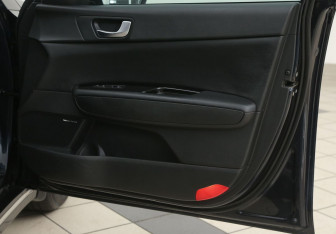 Подержанный автомобиль Kia Optima Sedan 2019 года (18 фото)