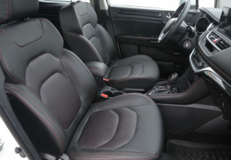 Подержанный автомобиль JAC JS3 2024 года (10 фото)